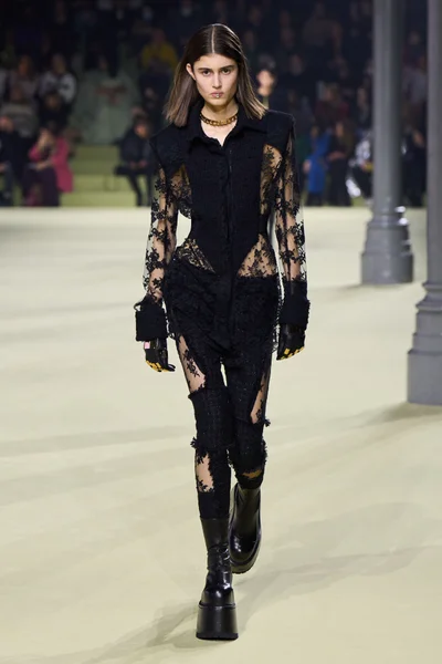 Look 67